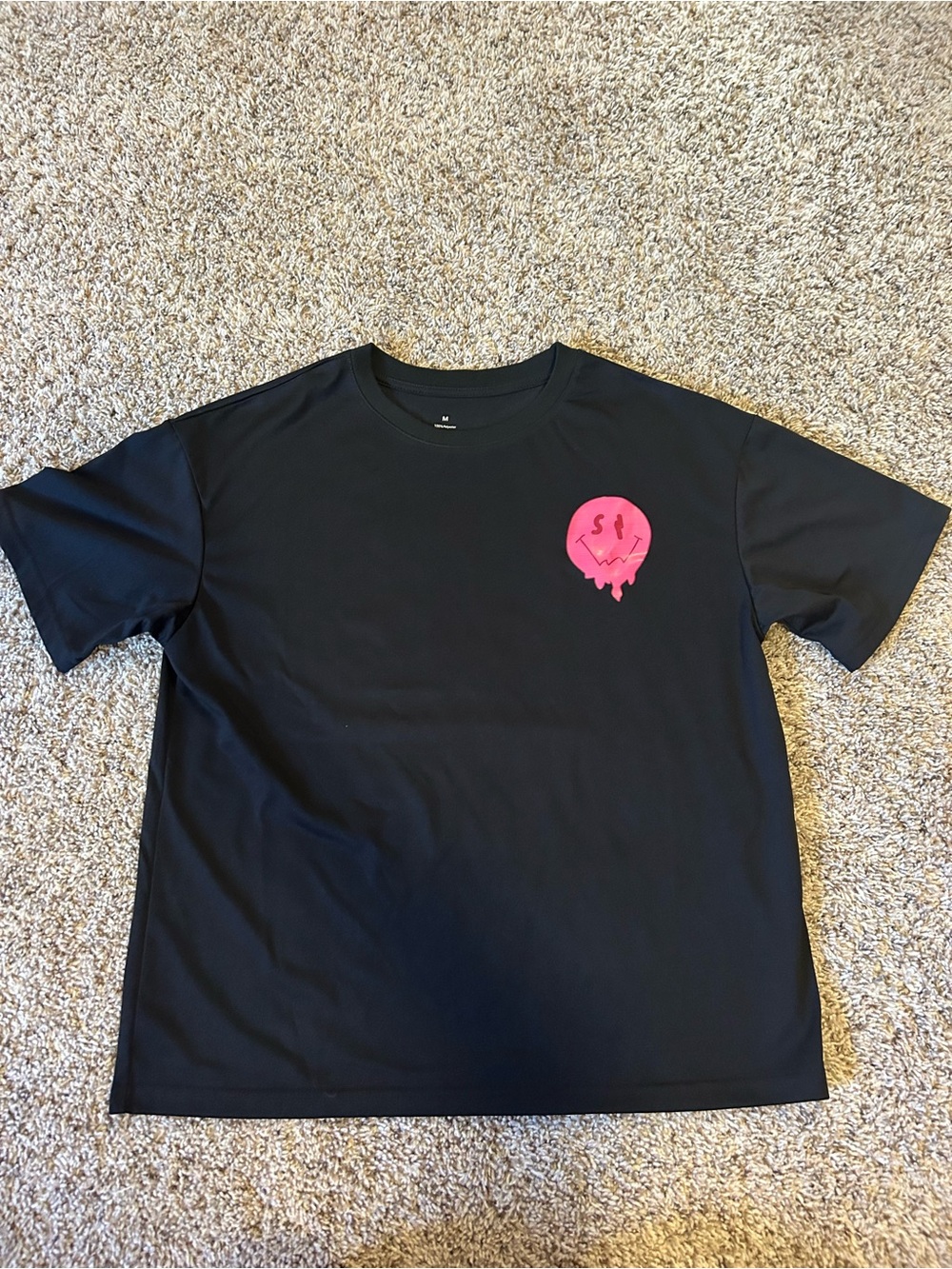 Just don’t give up smiley tee